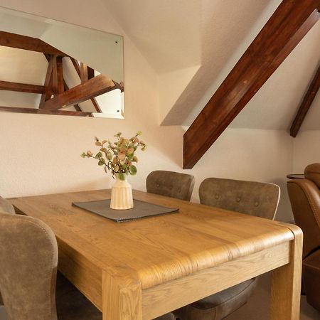 Stonyhurst Spacious Apartment, Great Location. 클리데로 외부 사진