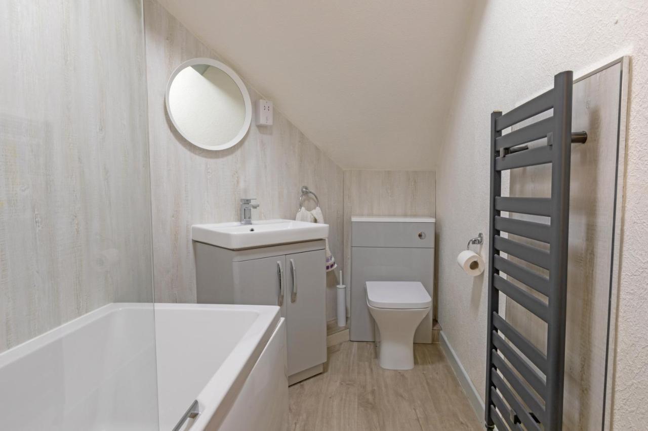 Stonyhurst Spacious Apartment, Great Location. 클리데로 외부 사진