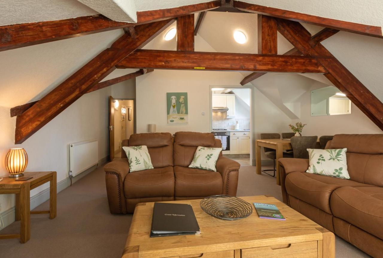 Stonyhurst Spacious Apartment, Great Location. 클리데로 외부 사진